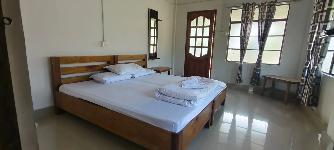 Room 696895d0c7963 4 